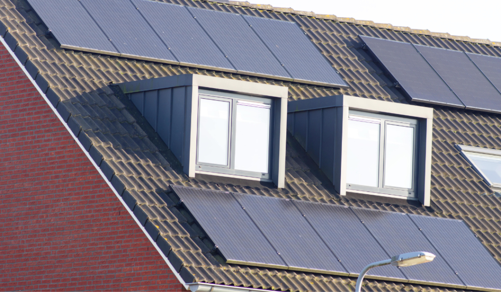 Belasting op zonnepanelen terugvragen Zo werkt de btwregeling vanaf